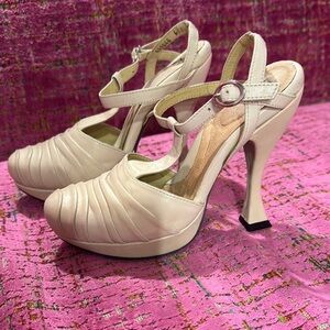 HOLD for @nixiekitten - EUC Fluevog Memories Hi Treasury heels sz 6 (reposh)
